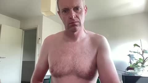 Snapshot of boegieboy76 chatting on September 9, 11:32 am ask me online show from September 9, 11:32 am