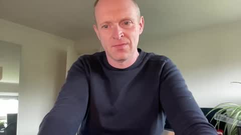 Snapshot of boegieboy76 chatting on October 14, 12:17 pm ask me online show from October 14, 12:17 pm