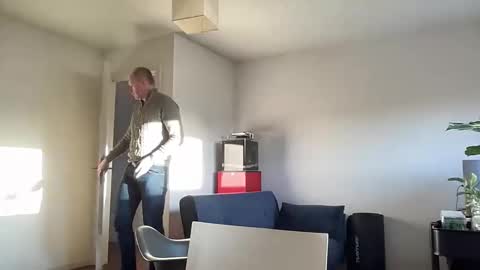 Snapshot of boegieboy76 chatting on January 6, 9:02 am ask me online show from January 6, 9:02 am