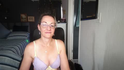 Ningifun couple online show from January 2, 6:29 am