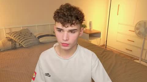 ALEXPVT IS OPEN online show from September 12, 6:19 pm