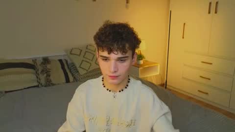 ALEXPVT IS OPEN online show from October 17, 6:27 am