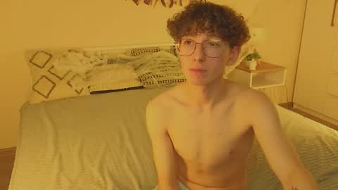 ALEXPVT IS OPEN online show from November 4, 10:53 pm