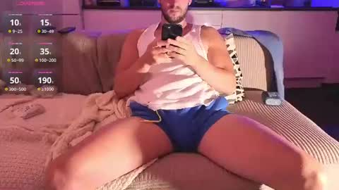 Snapshot of boiteasex chatting on June 27, 5:45 am boiteasex online show from June 27, 5:45 am