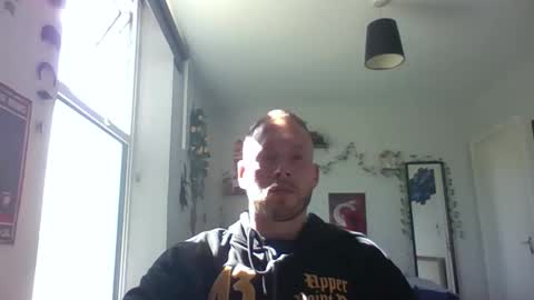 Snapshot of boky_ chatting on May 10, 2:33 pm boky_ online show from May 10, 2:33 pm