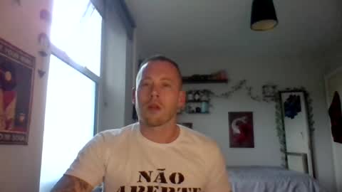 Snapshot of boky_ chatting on June 15, 4:25 am boky_ online show from June 15, 4:25 am