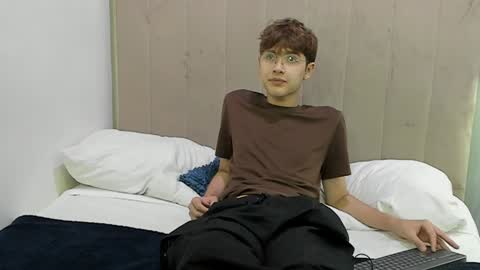 Boleyn online show from January 5, 11:59 am