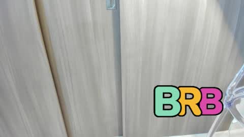 bombon online show from February 3, 11:04 am