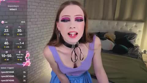 Karen online show from October 23, 4:06 pm