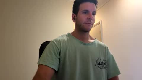 Snapshot of bondi333 chatting on November 10, 12:31 am Bondi online show from November 10, 12:31 am