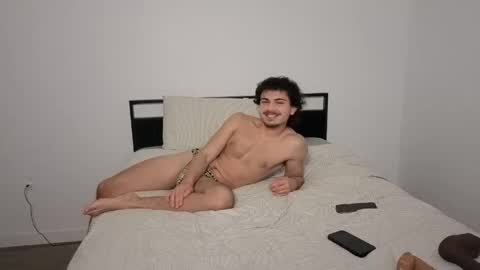 Snapshot of bonebrosxxx chatting on May 19, 3:24 am bonebrosxxx online show from May 19, 3:24 am