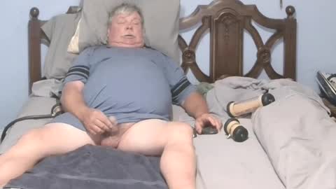 boner1961 online show from June 24, 8:46 am