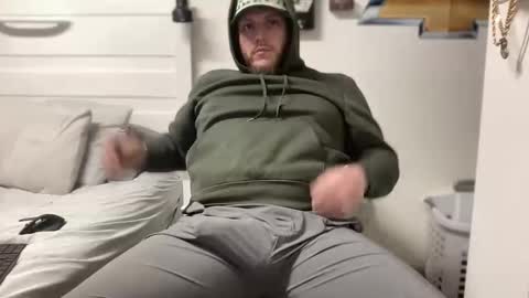 boner4you1994 online show from November 29, 6:11 pm