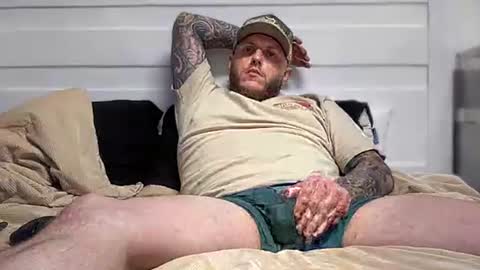 Snapshot of boner4you1994 chatting on May 30, 9:50 am boner4you1994 online show from May 30, 9:50 am