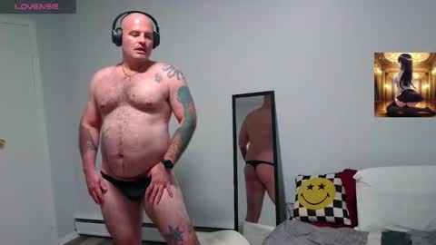 Snapshot of bongolian chatting on September 20, 4:57 am SkullBone online show from September 20, 4:57 am