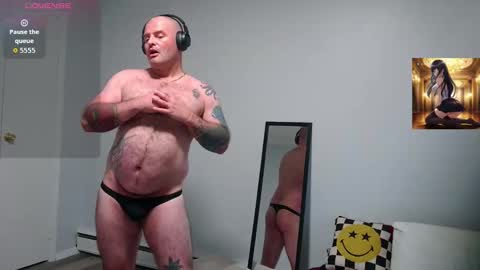 Snapshot of bongolian chatting on September 24, 8:28 am SkullBone online show from September 24, 8:28 am