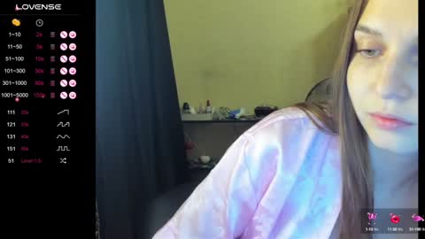 Snapshot of boni_nell__ chatting on December 10, 2:17 pm Nell online show from December 10, 2:17 pm