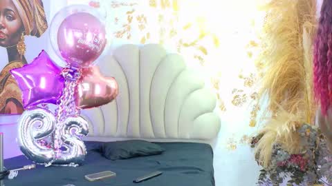 bonieklent online show from October 11, 3:06 am