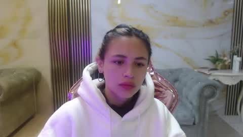 Bonnie  online show from March 24, 12:21 pm