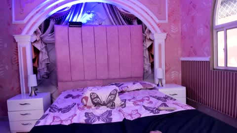 bonnie online show from January 19, 3:42 pm