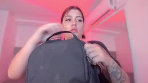 Bonnie  online show from November 18, 11:14 am