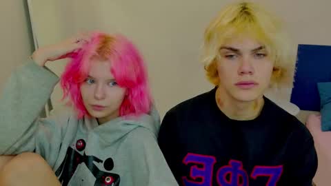 Jessy  Mark online show from October 19, 5:13 pm