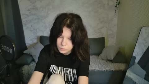 Jessy  Mark online show from April 13, 5:02 am