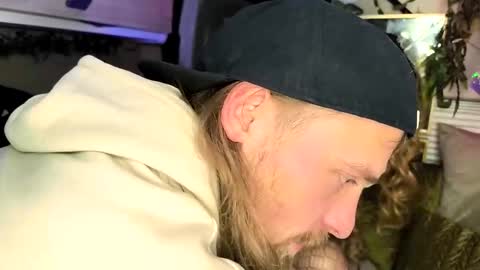 Bonnie and Clyde online show from November 21, 2:21 am