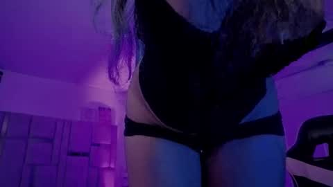 Bonnie Anderson  online show from April 12, 11:32 pm