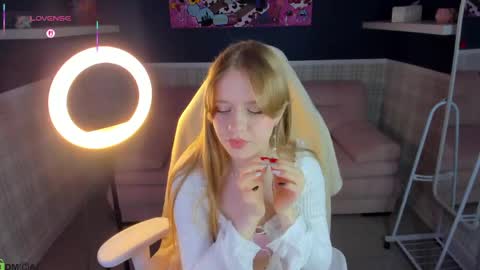 Bonnie online show from April 18, 12:03 am