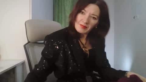 Snapshot of bonnie_naughtyy chatting on February 18, 10:44 am Milena online show from February 18, 10:44 am