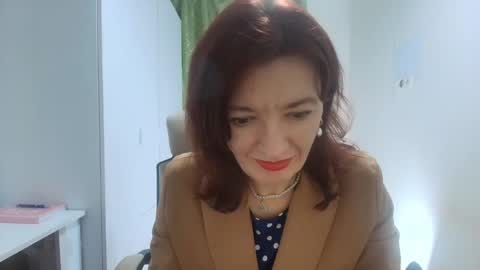 Snapshot of bonnie_naughtyy chatting on February 25, 7:56 pm Milena online show from February 25, 7:56 pm