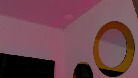   online show from February 5, 11:34 am