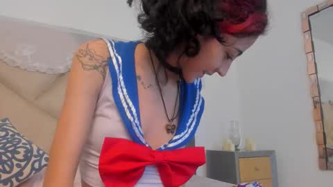   online show from October 28, 12:25 am