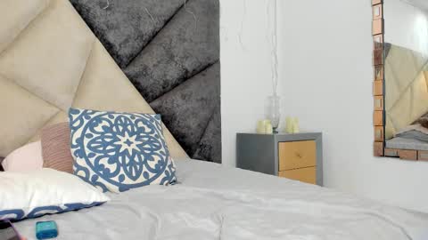   online show from October 28, 11:51 pm