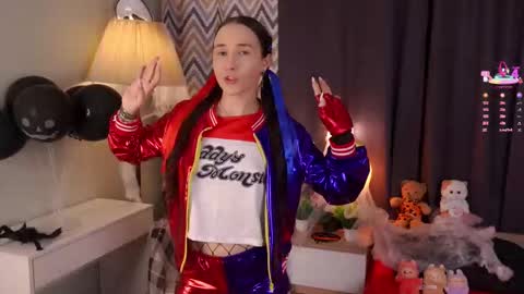 Emma online show from November 1, 12:56 am