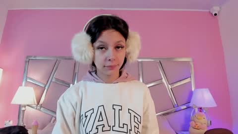 Bonnie  online show from December 28, 12:24 pm