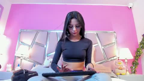 Bonnie  online show from March 10, 12:26 pm