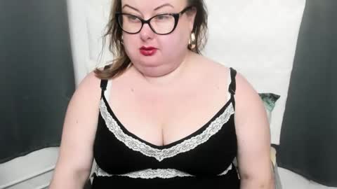 Bonnie online show from December 6, 5:20 am