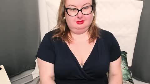 Bonnie online show from January 25, 9:15 am