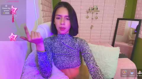 Bonnie  online show from January 23, 1:45 pm