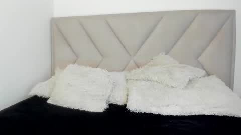 Bonnie  online show from October 31, 2:51 pm