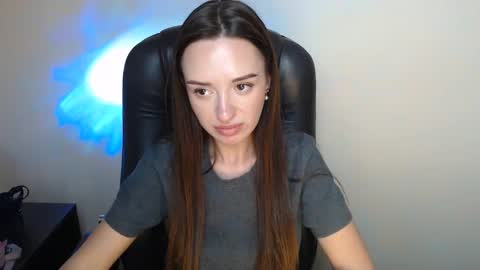 Bonnie online show from May 3, 1:06 pm
