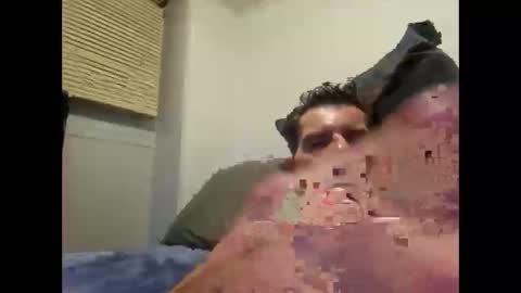 Snapshot of bonop1 chatting on February 25, 11:08 am bonop1 online show from February 25, 11:08 am