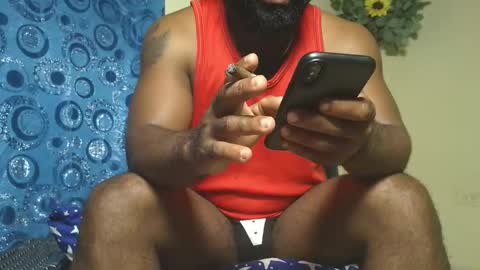 Snapshot of bonsai160723 chatting on February 11, 7:13 am kevin hart online show from February 11, 7:13 am