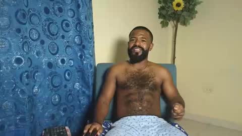 Snapshot of bonsai160723 chatting on February 13, 1:45 am kevin hart online show from February 13, 1:45 am