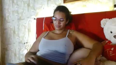 Snapshot of bonvivantb chatting on January 5, 9:57 pm Queen Bon Vivantt online show from January 5, 9:57 pm