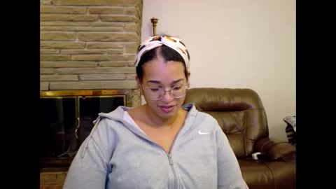 Queen Bon Vivantt online show from January 14, 4:01 pm