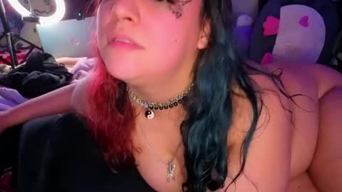 Snapshot of booboosperfectfacefuck chatting on May 25, 9:32 pm Nova sub to my fan club for free pms and sexy sloppy videos online show from May 25, 9:32 pm