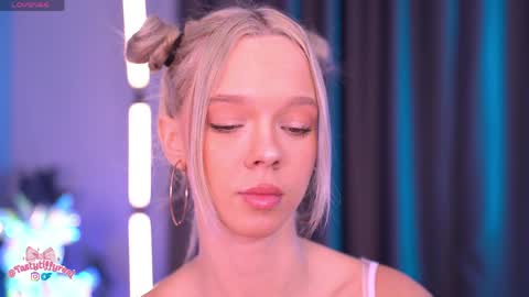 Alina online show from April 10, 7:02 am